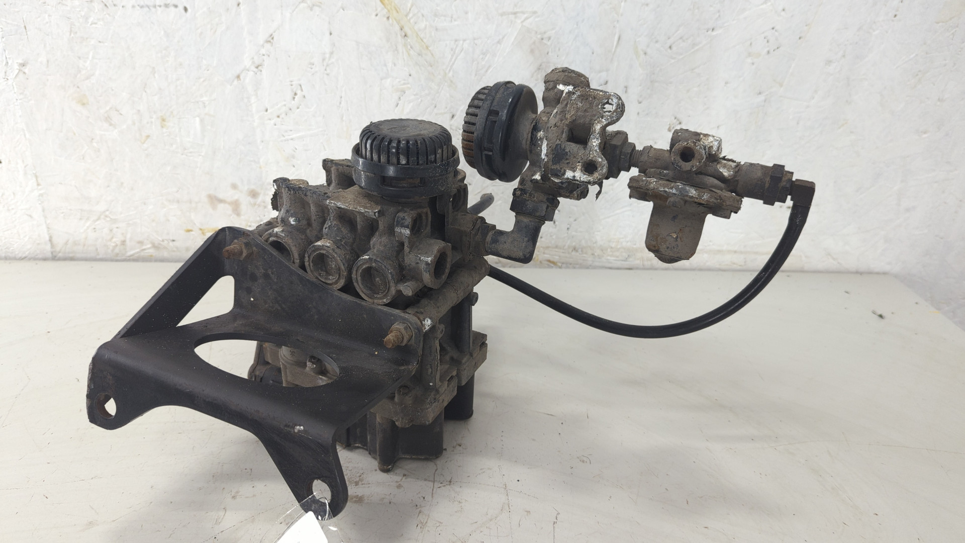 Кран уровня пола