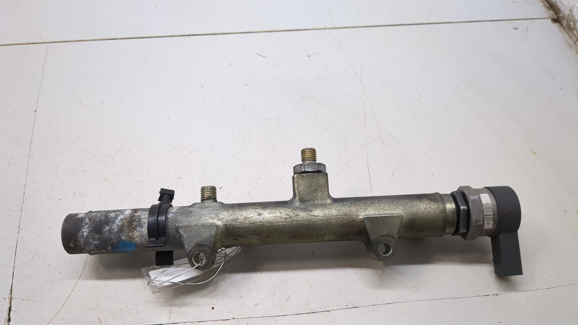 Рейка топливная (рампа)