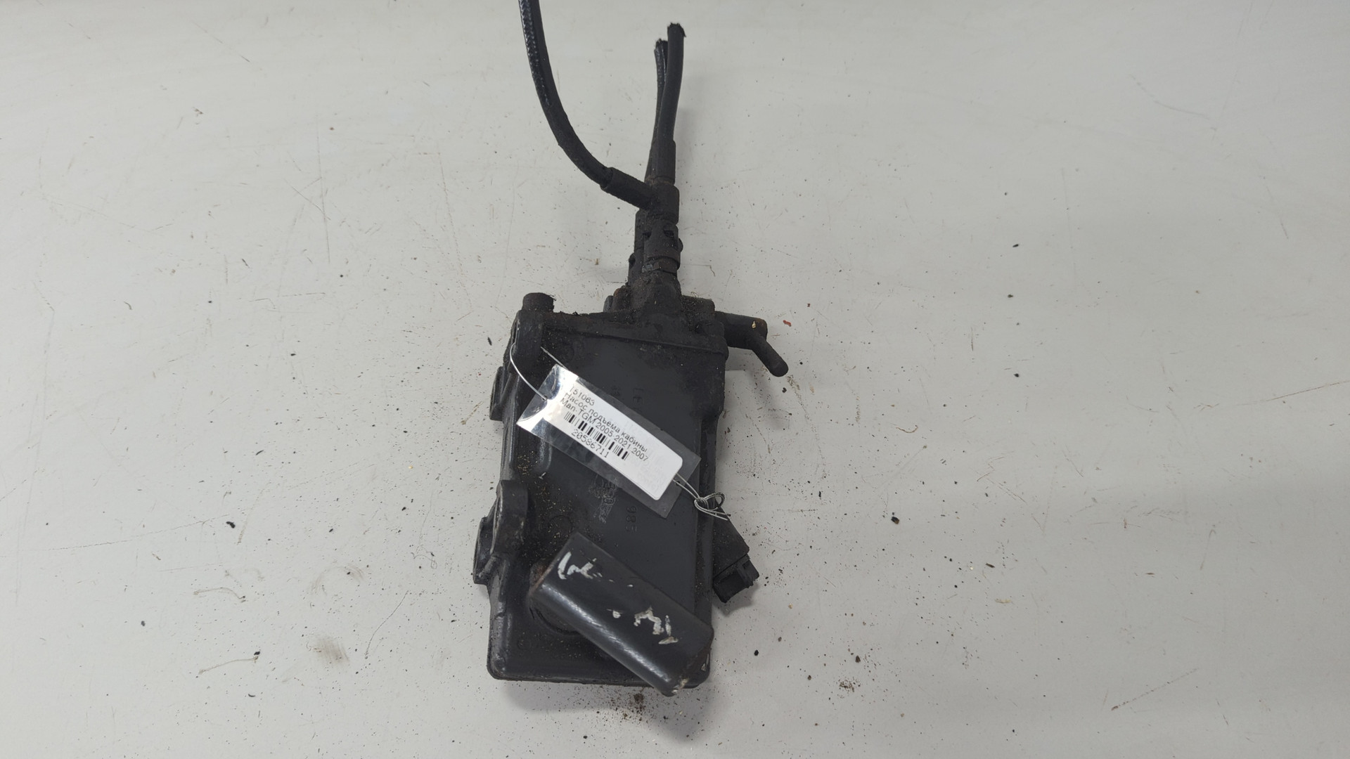 Насос подъема кабины