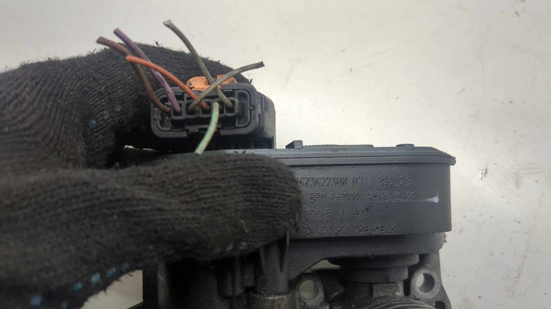 Заслонка дроссельная электрическая