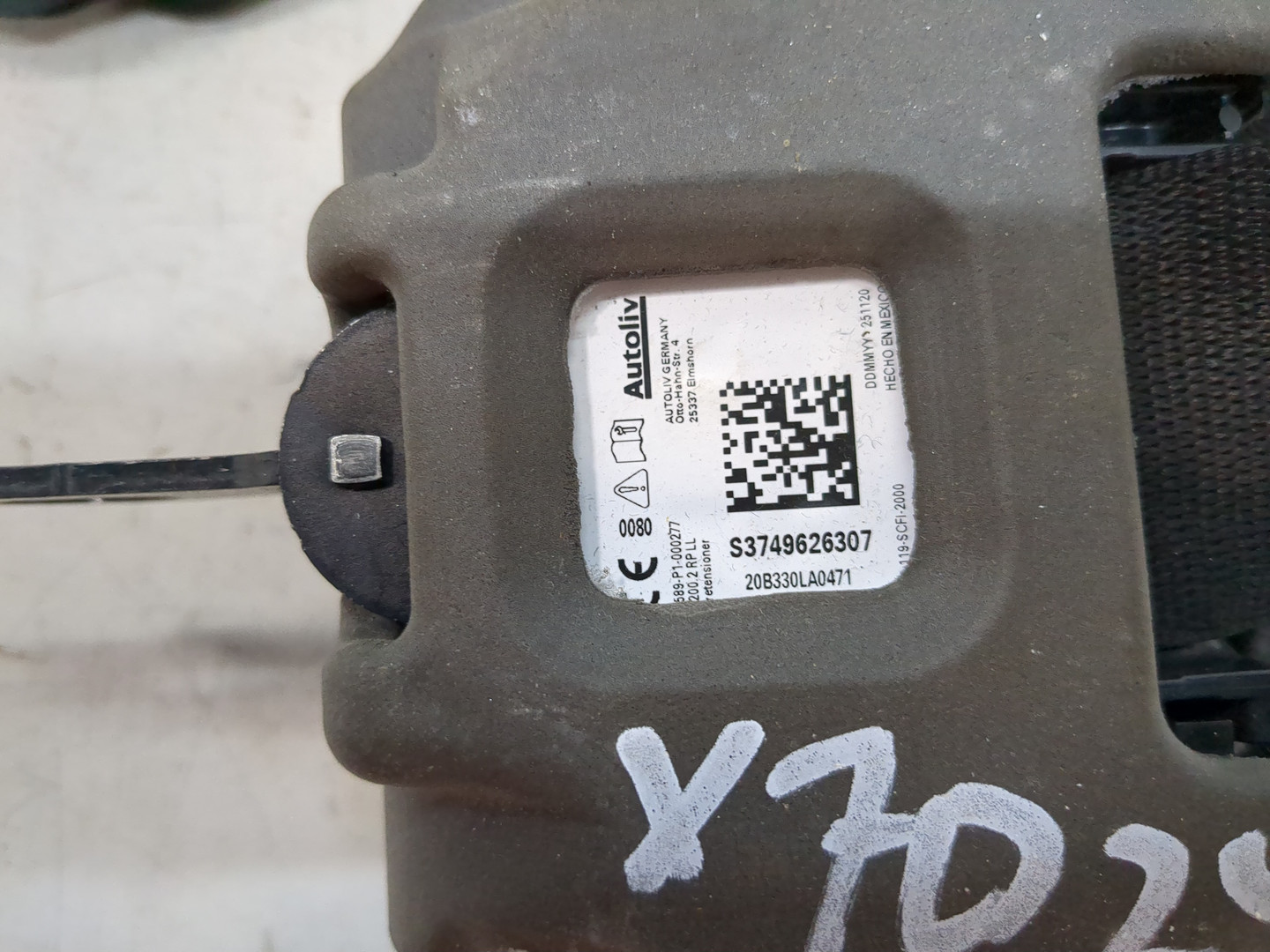 Ремень безопасности