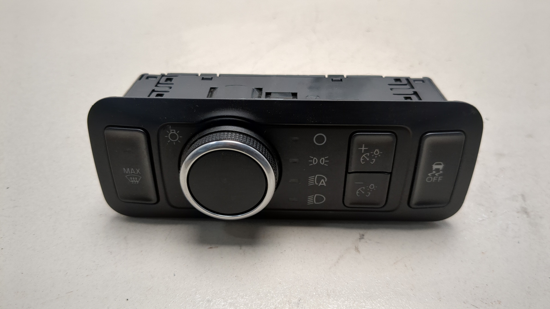 Переключатель света фар