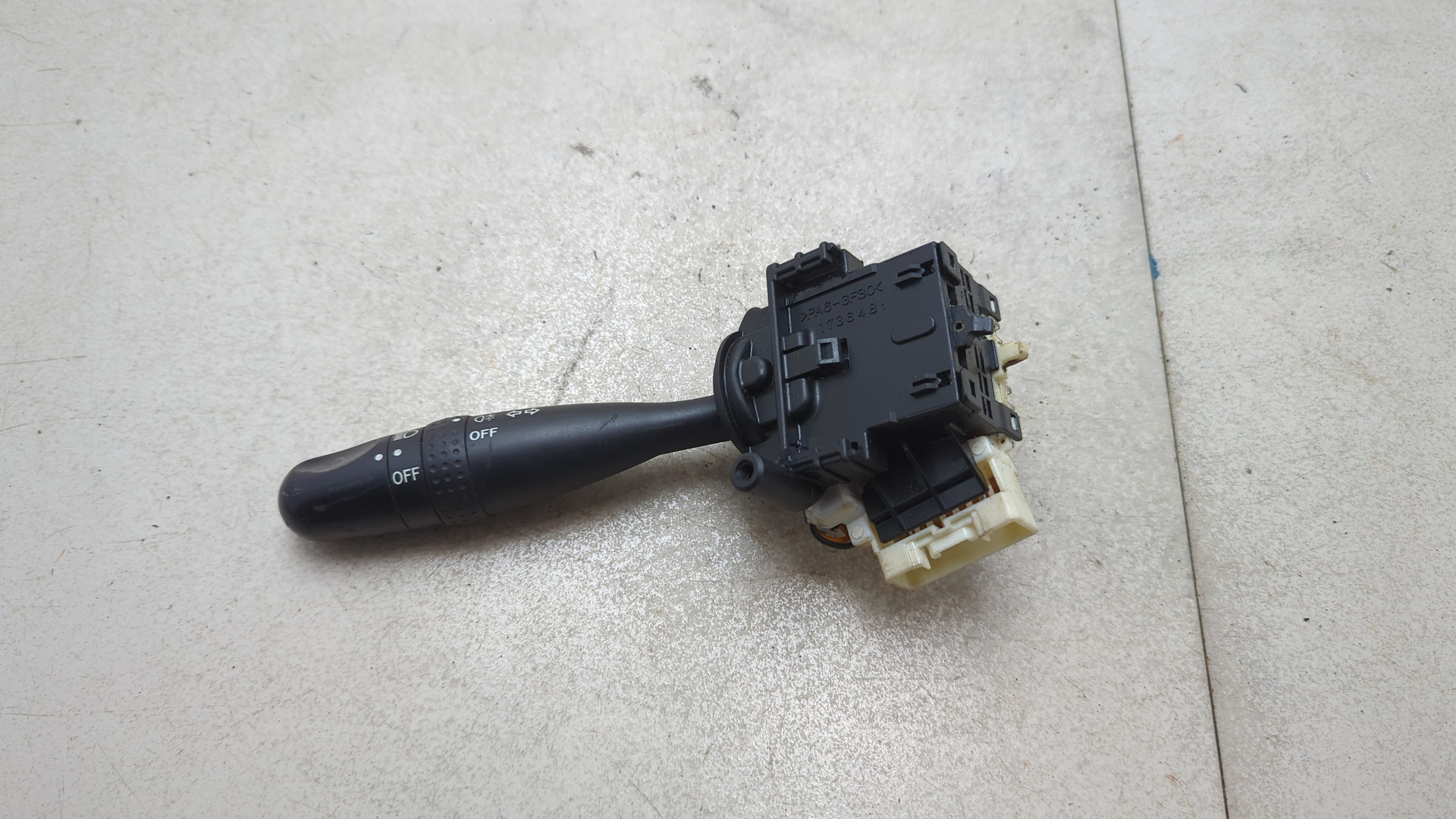 Переключатель поворотов подрулевой