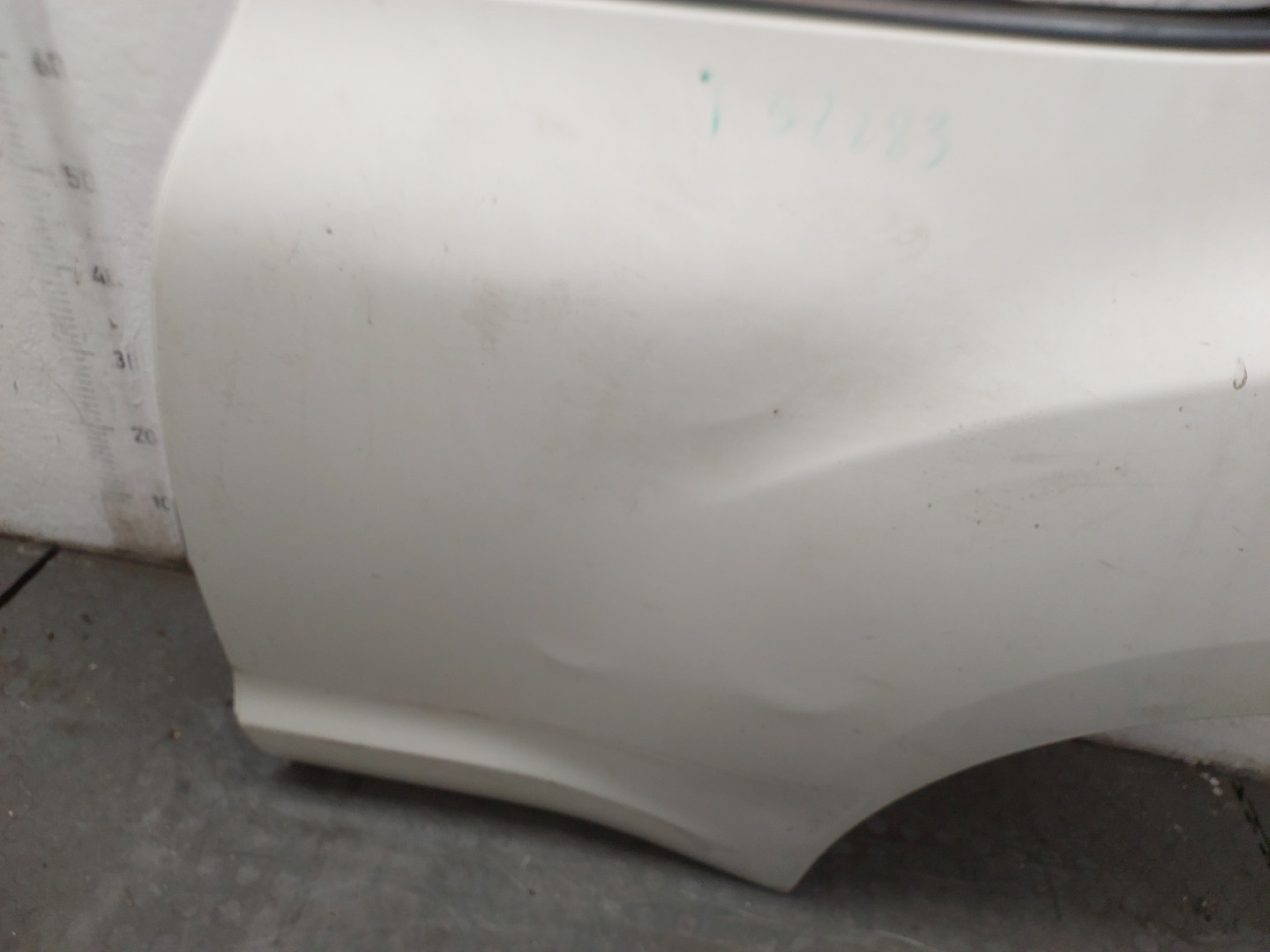 Дверь задняя левая