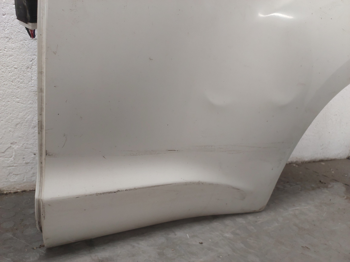 Дверь задняя левая