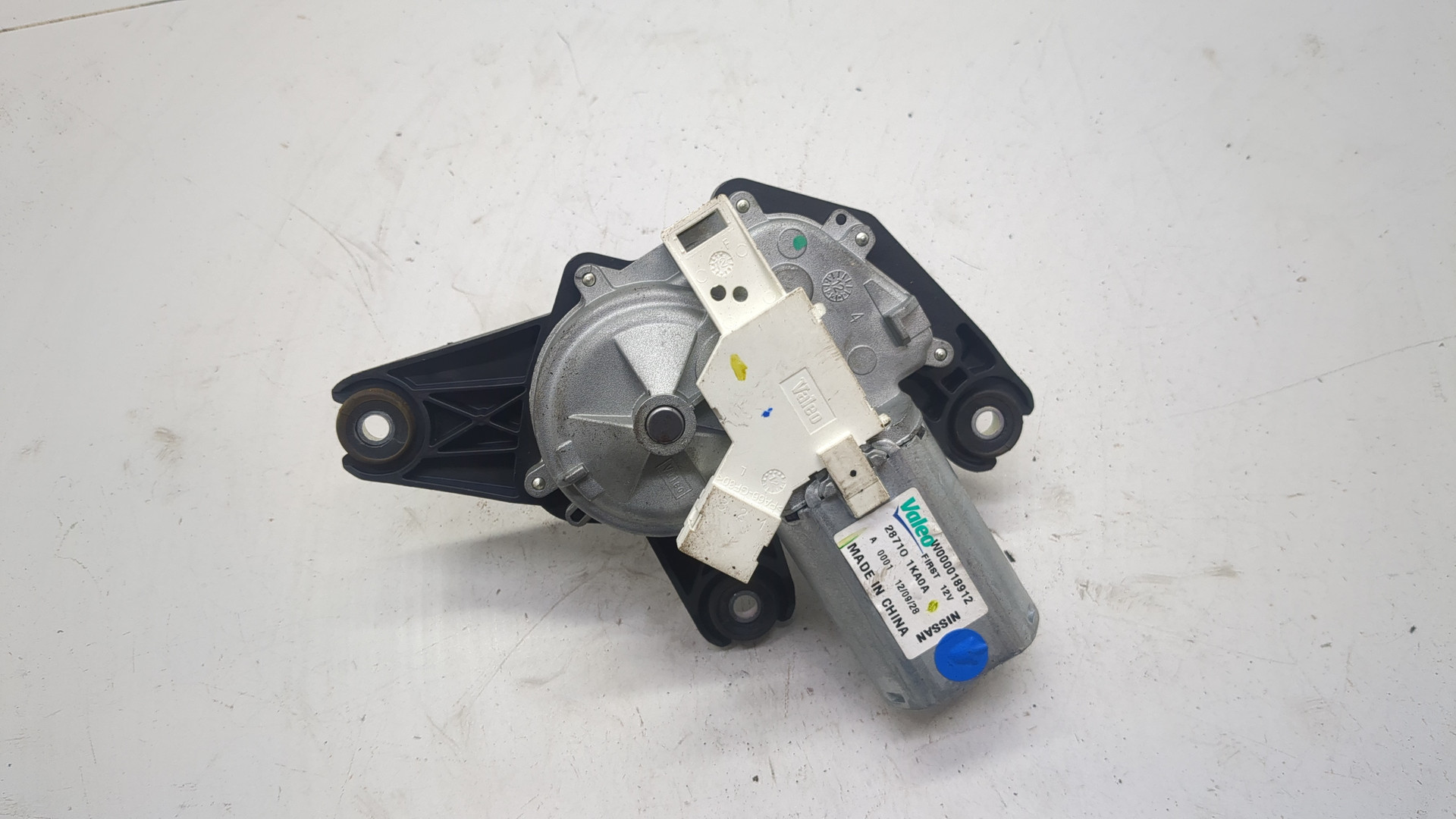 Моторчик стеклоочистителя задний