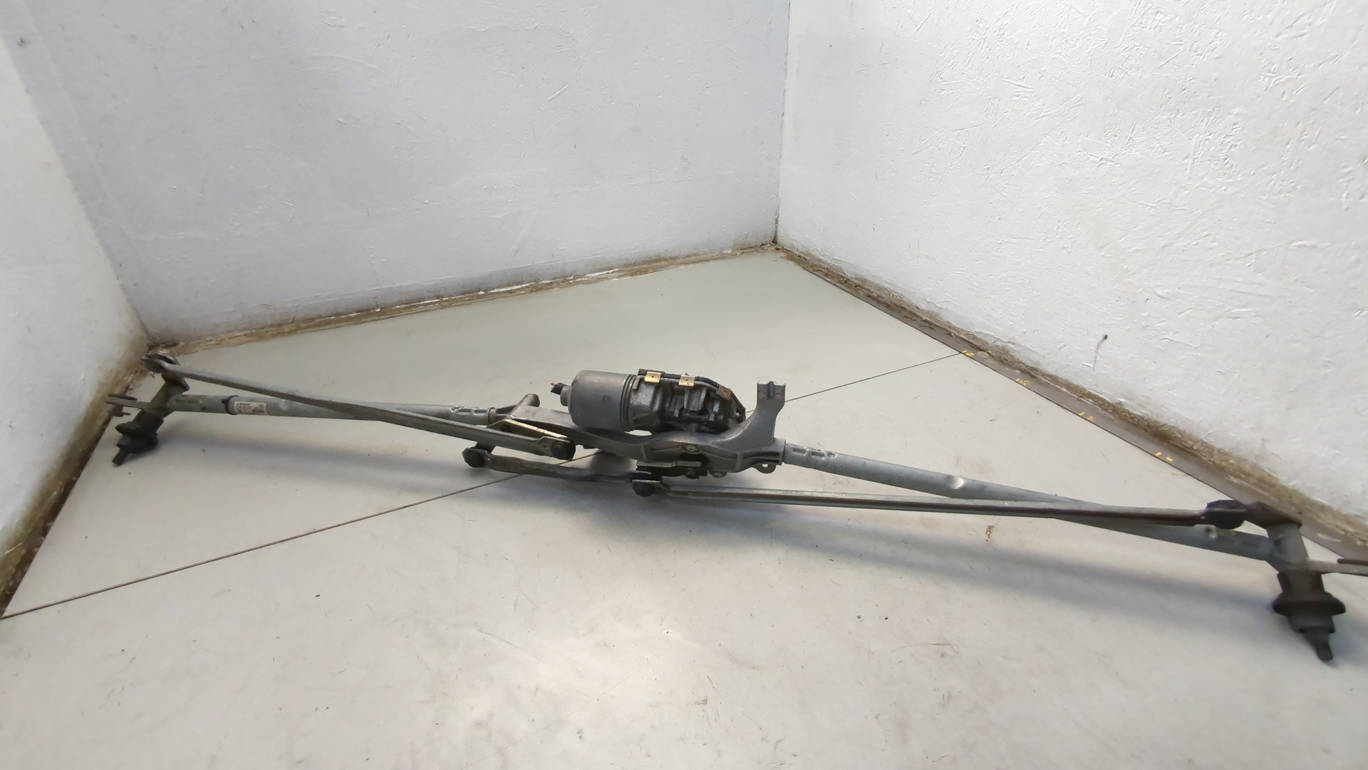 Трапеция стеклоочистителей