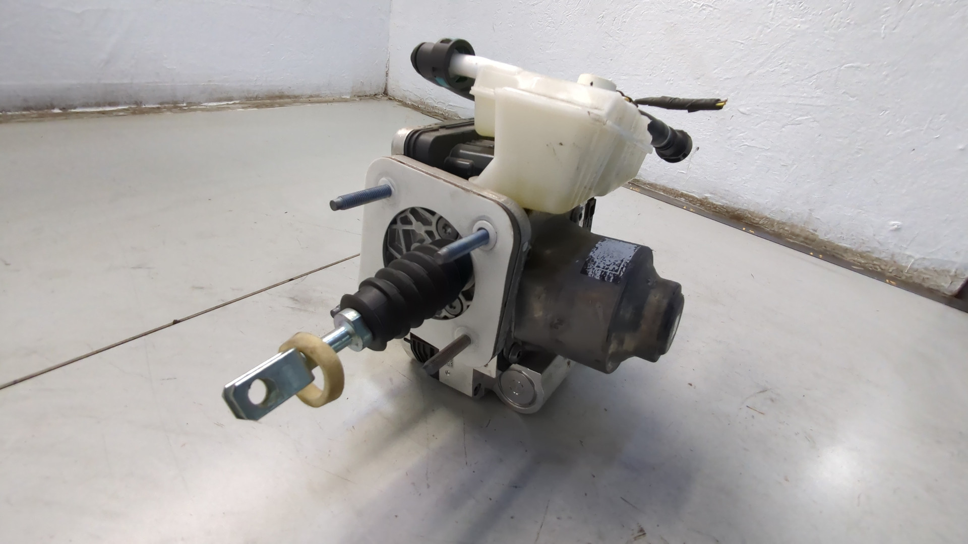 Усилитель тормозов вакуумный