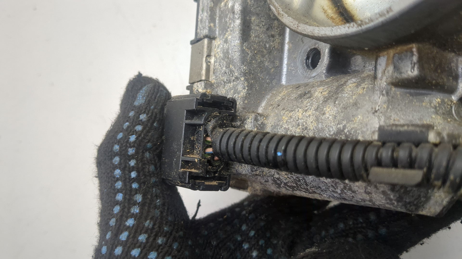 Заслонка дроссельная электрическая