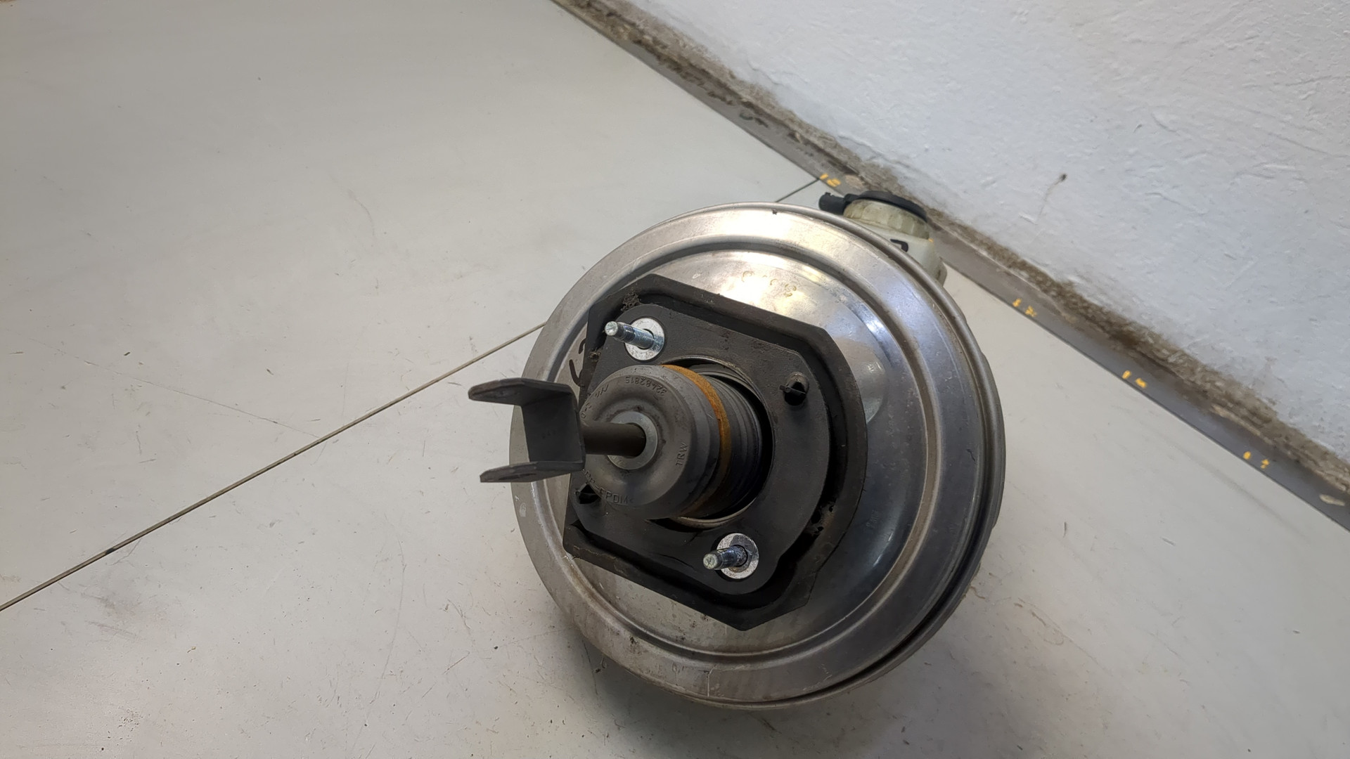 Цилиндр тормозной главный