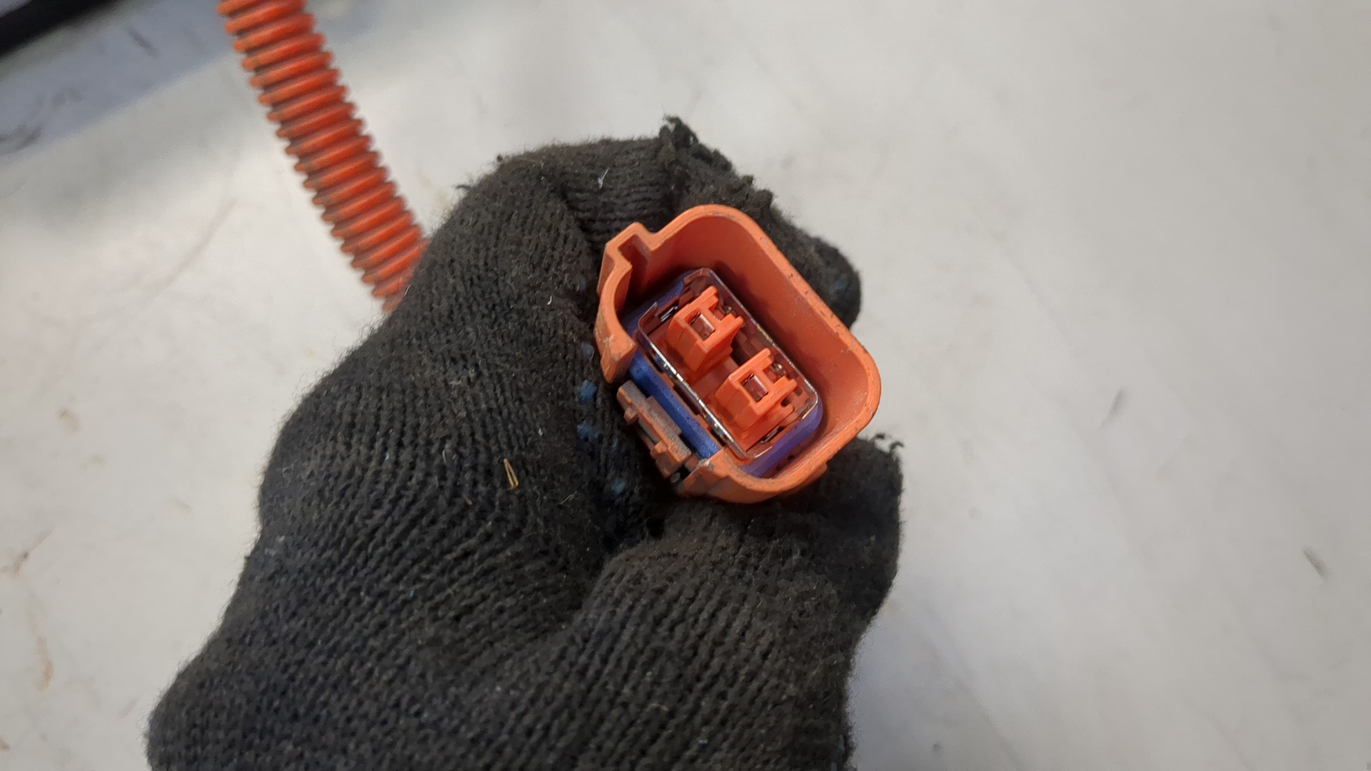 Преобразователь напряжения (адаптер)