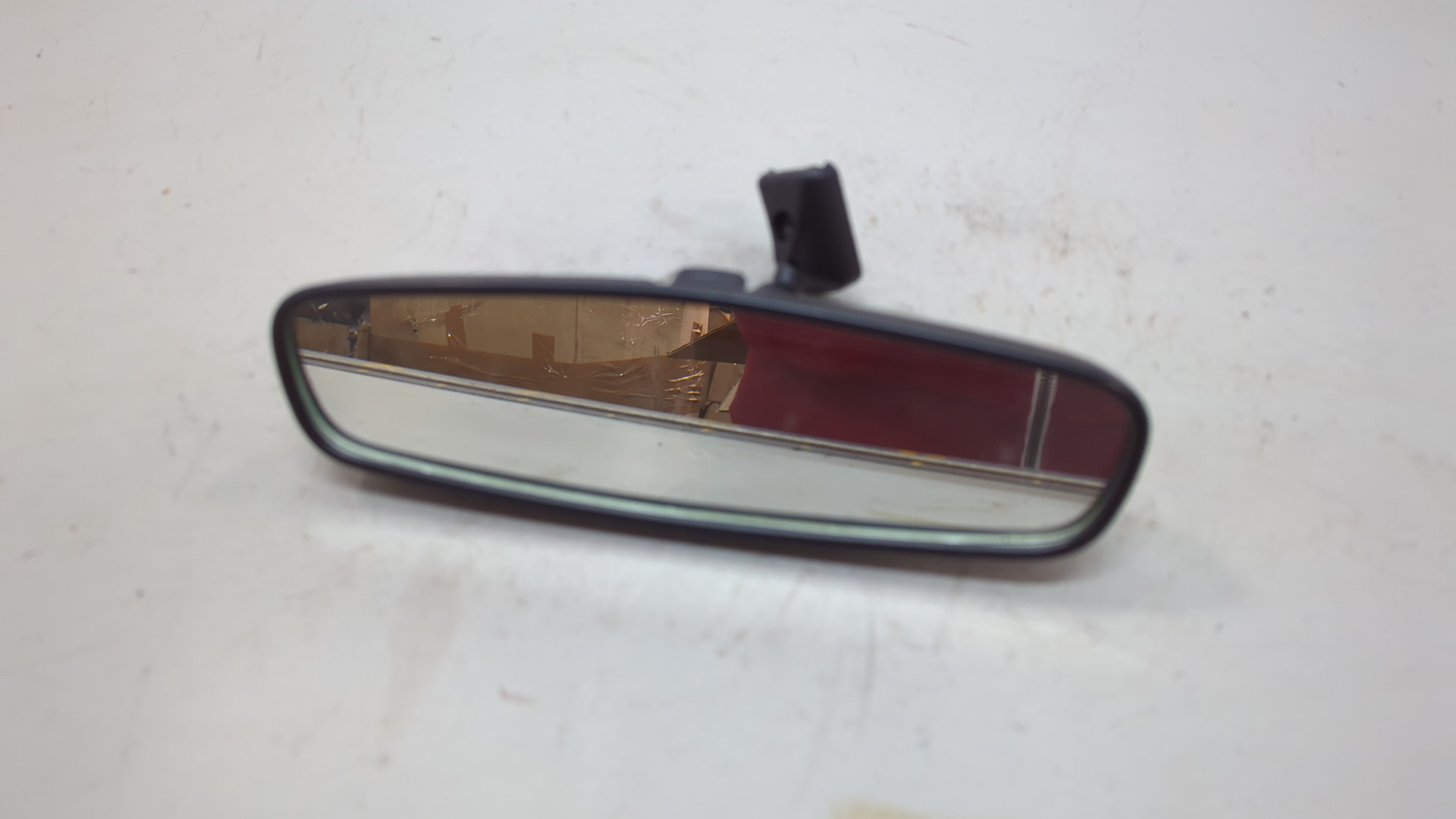 Зеркало заднего вида