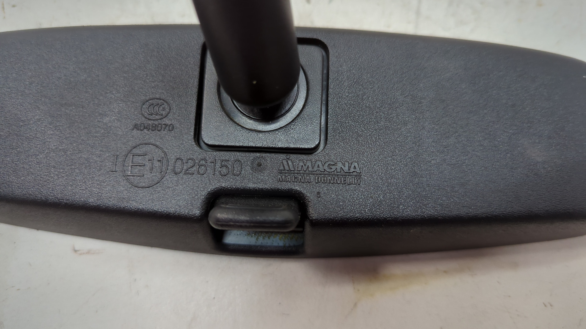 Зеркало заднего вида