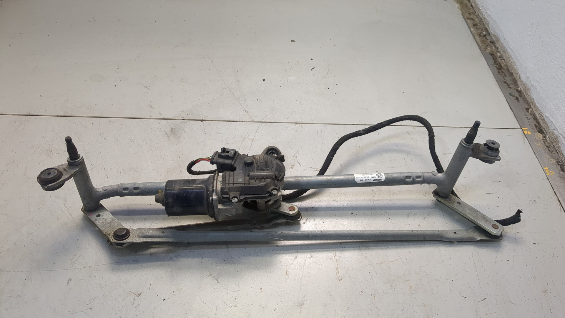 Трапеция стеклоочистителей