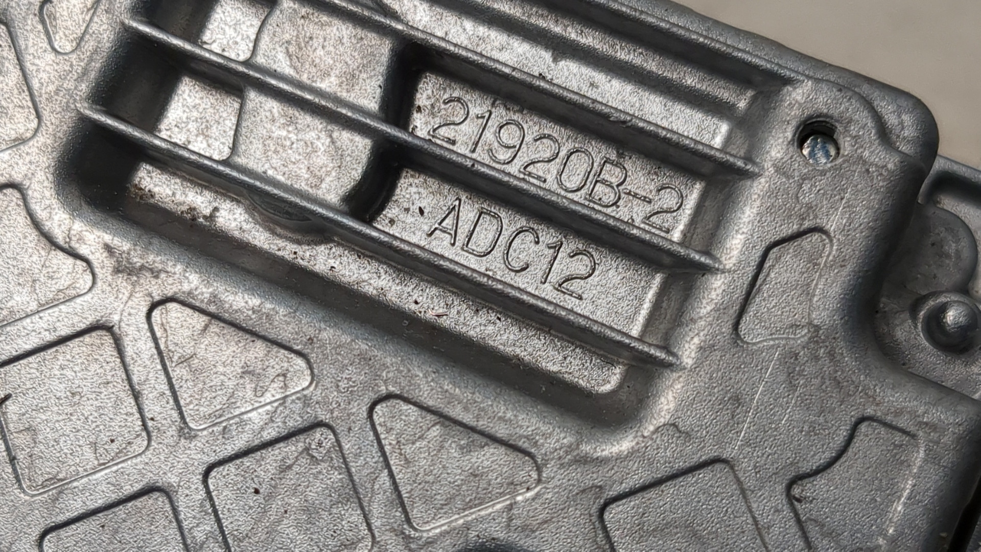 Преобразователь напряжения (адаптер)