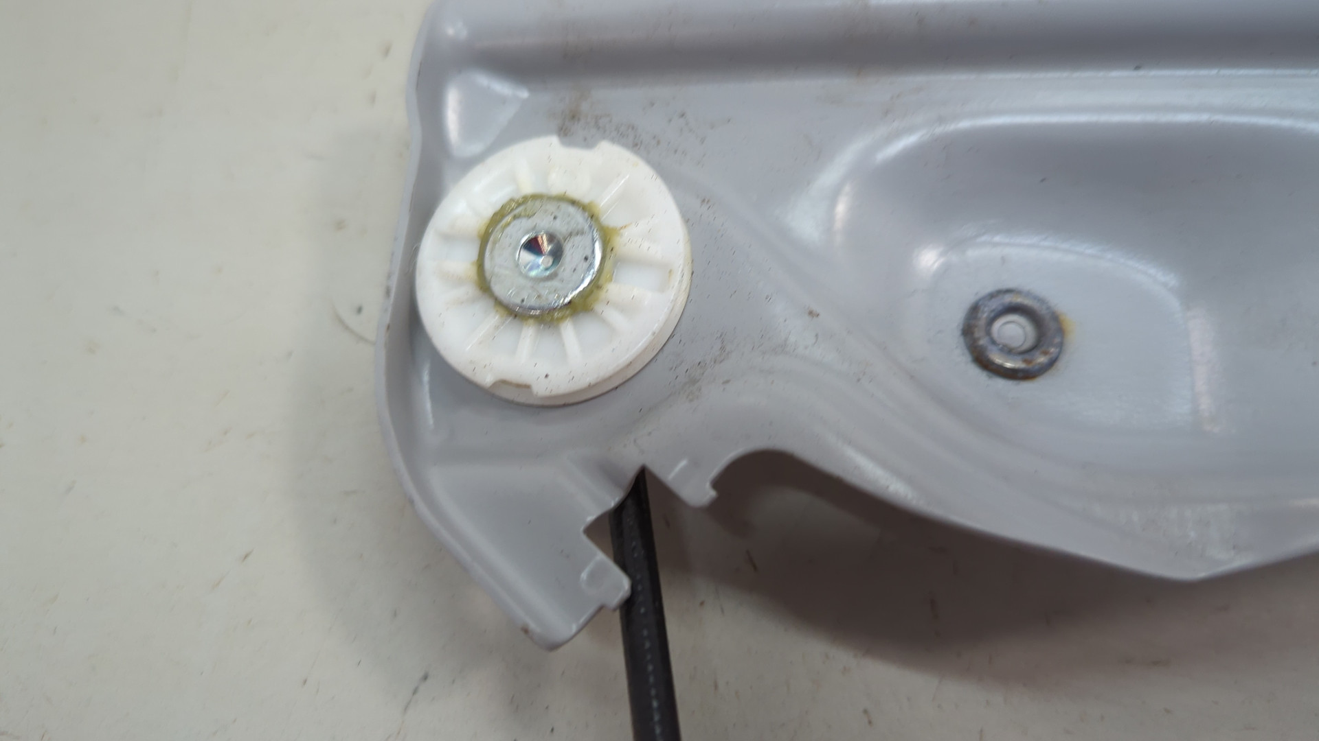 Стеклоподъемник электр. передний левый