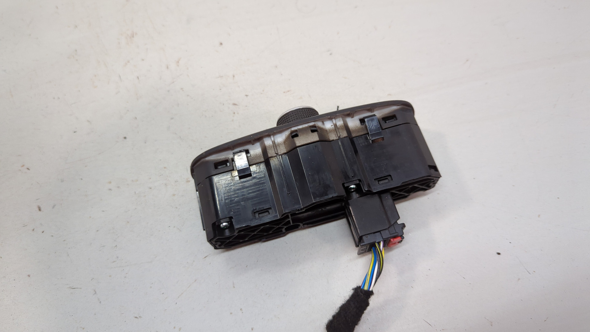 Переключатель света фар