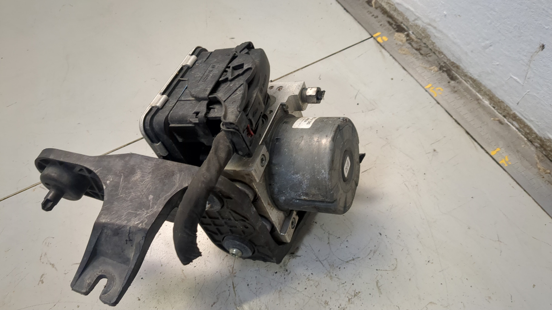 Блок ABS (насос)