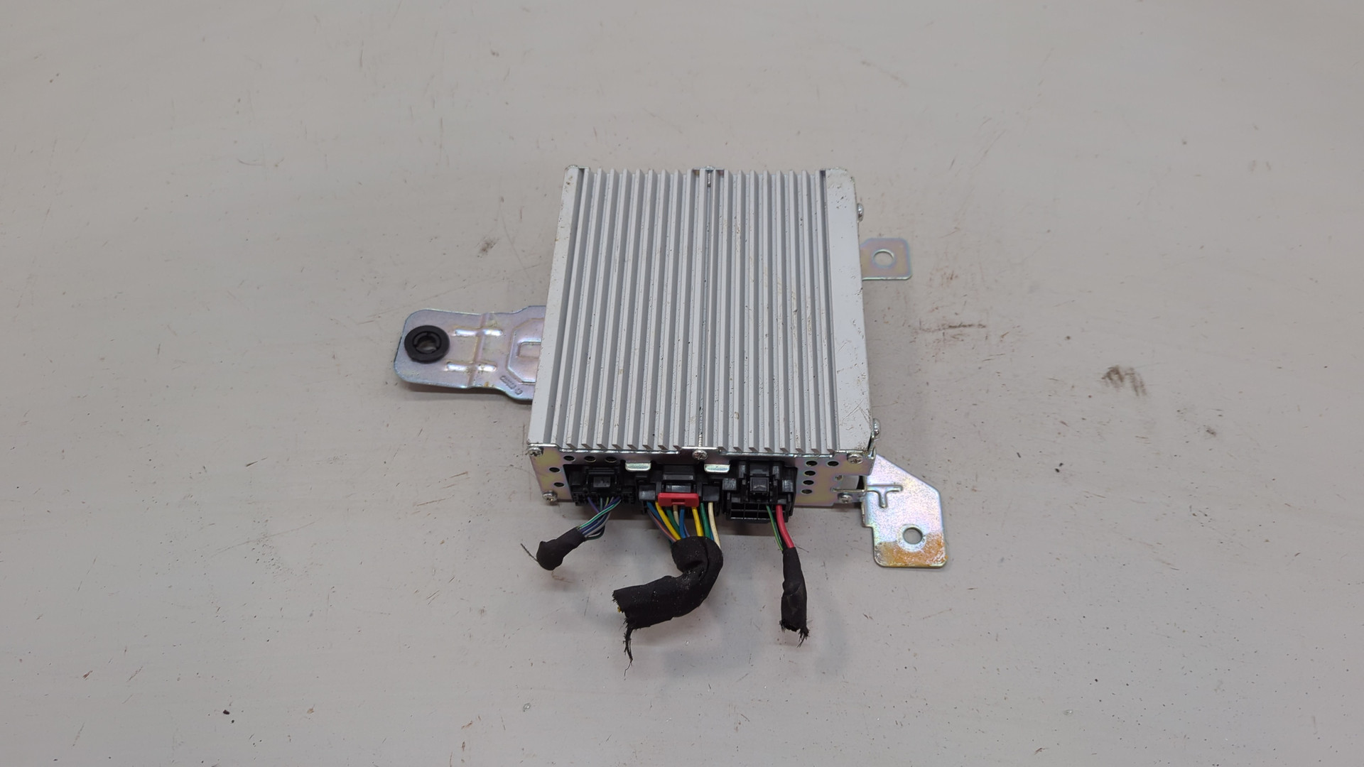 Усилитель акустической системы