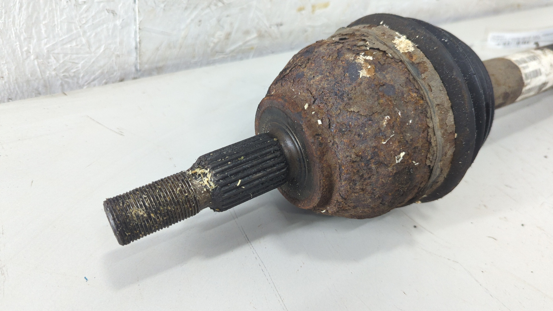 Полуось передняя правая