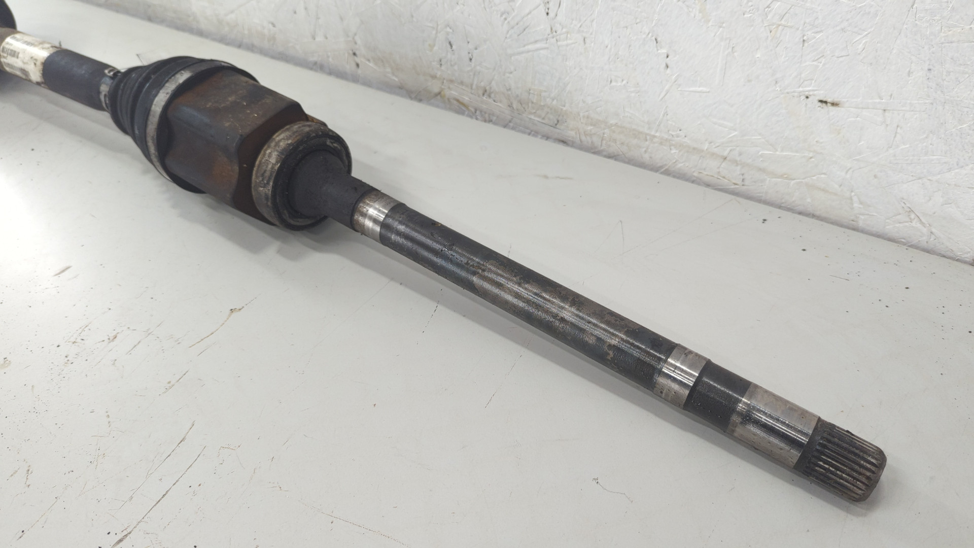 Полуось передняя правая