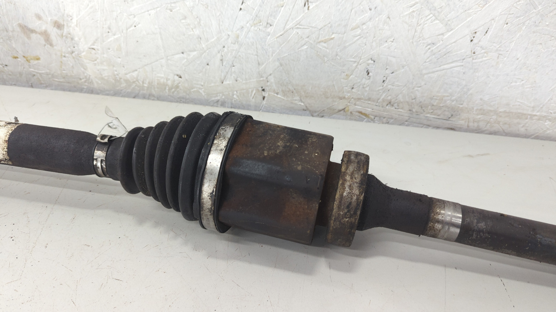 Полуось передняя правая