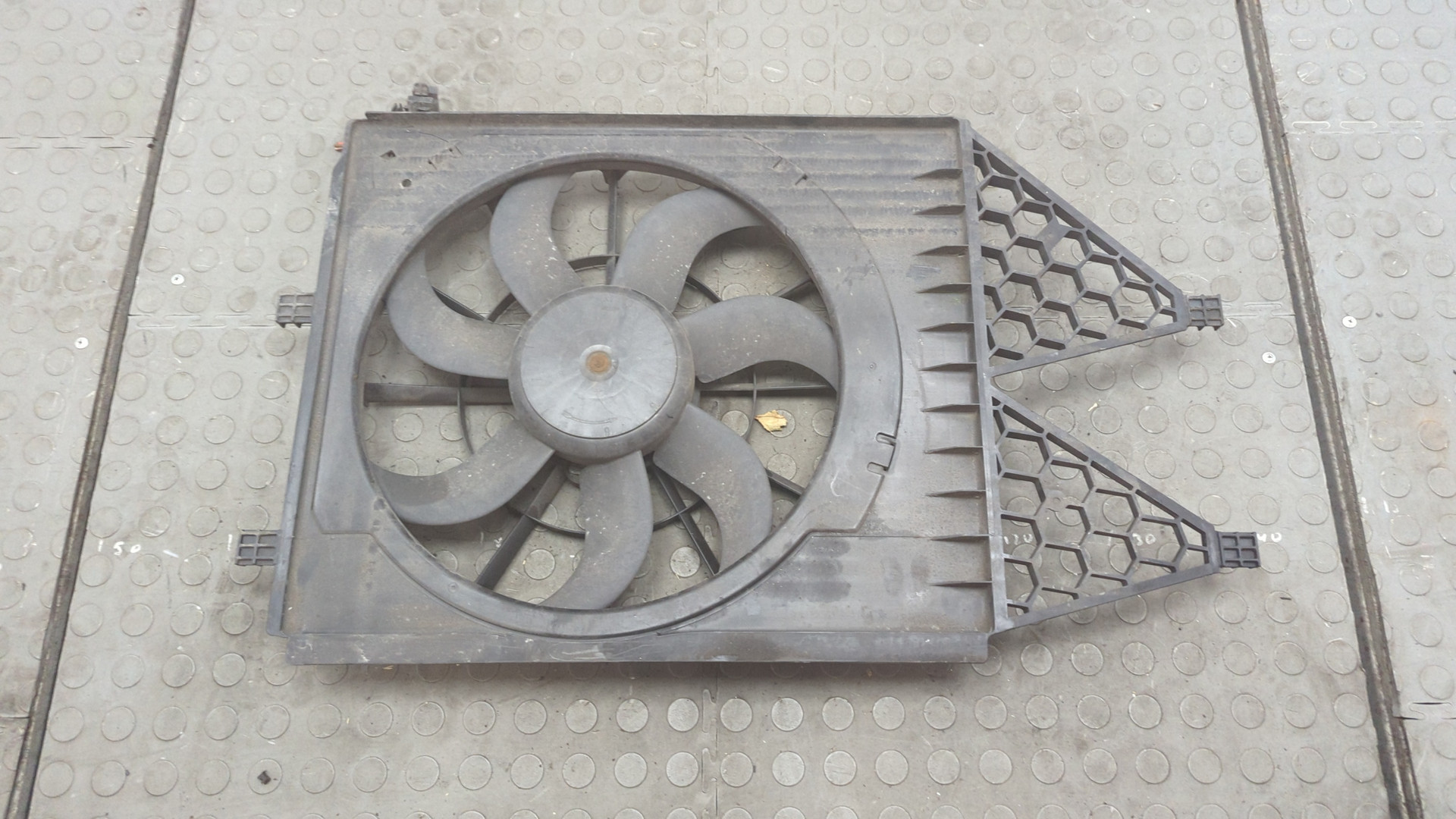 Вентилятор радиатора