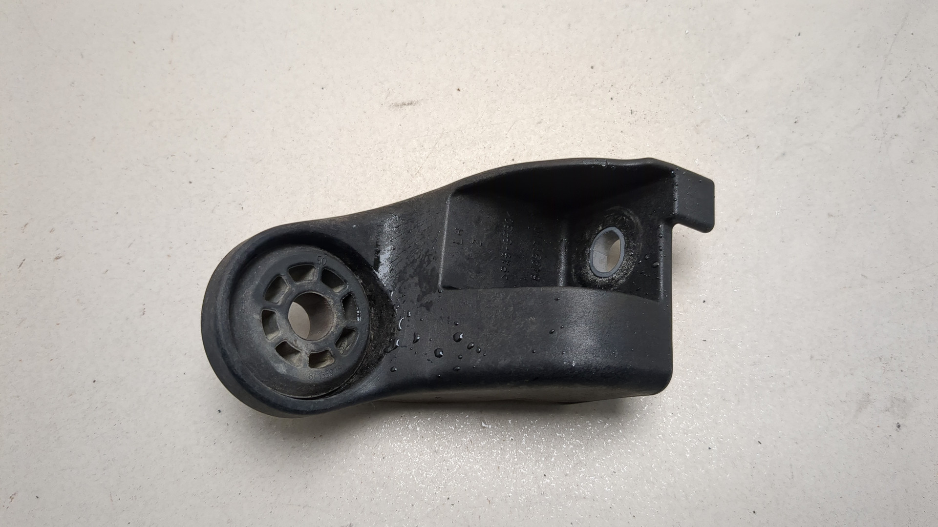 Кронштейн радиатора