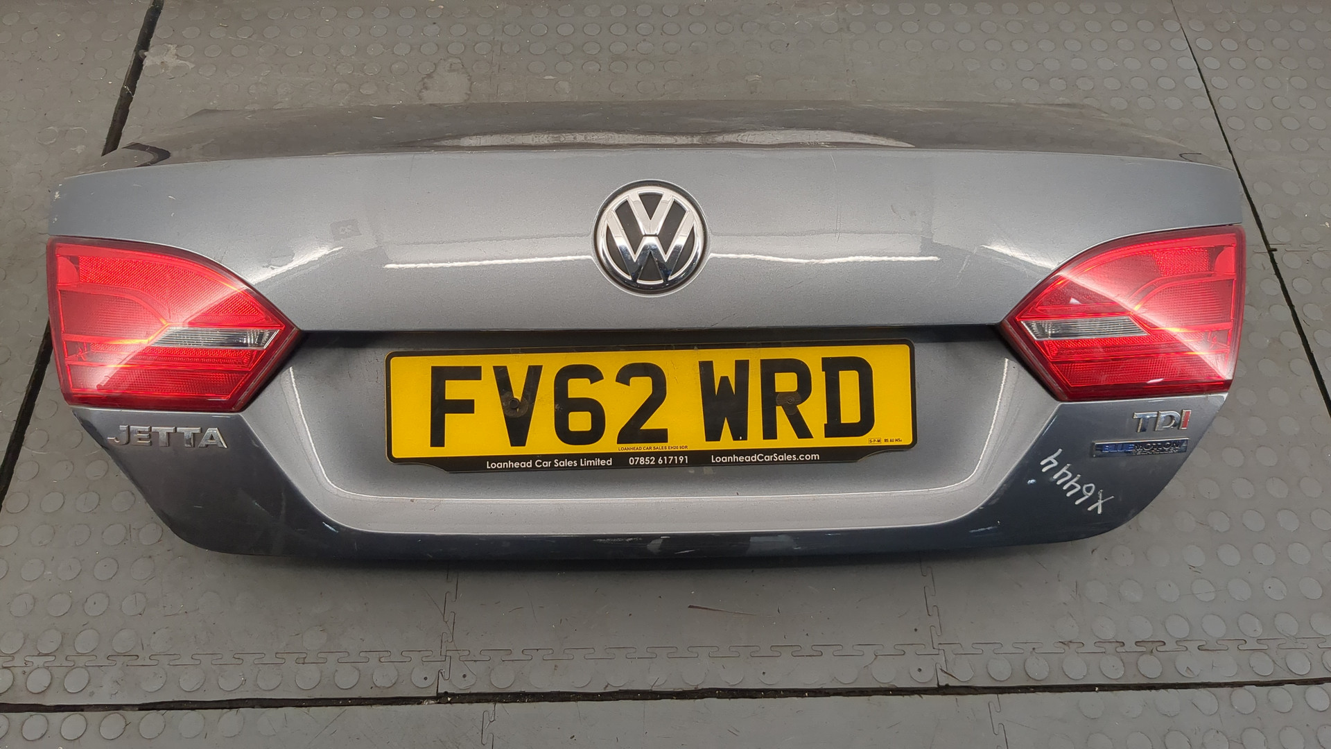 Дверь багажника