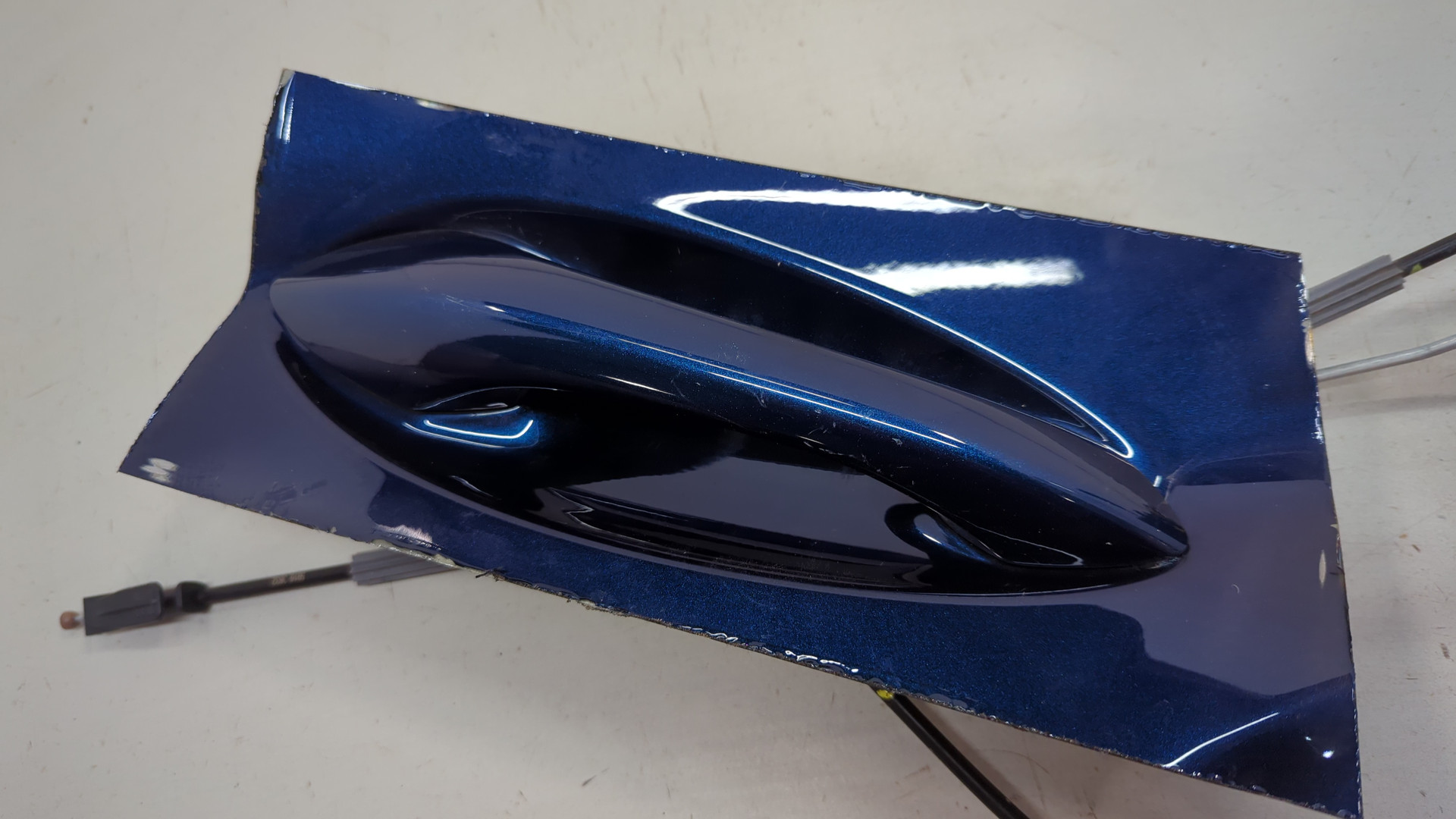 Замок двери задней левой