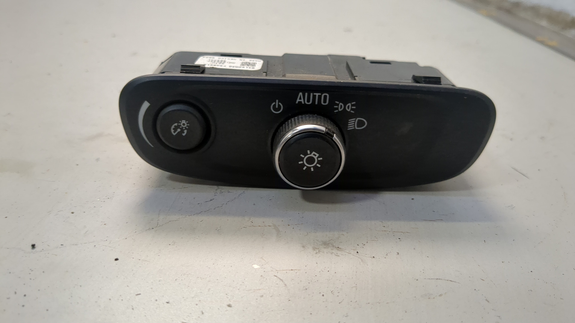 Переключатель света фар