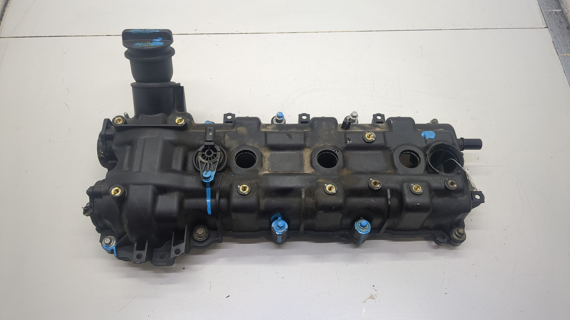 Крышка клапанная ГБЦ