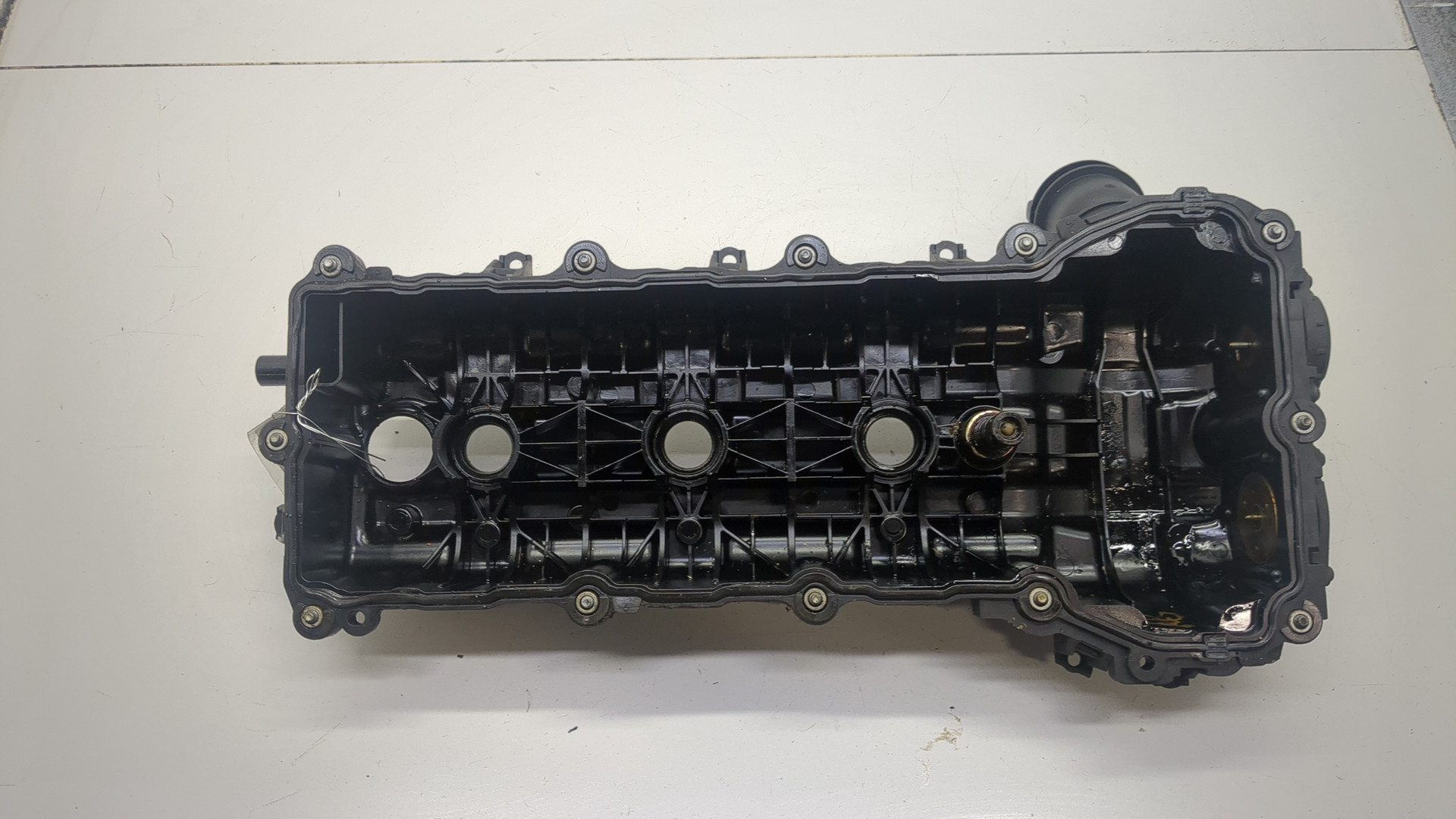 Крышка клапанная ГБЦ