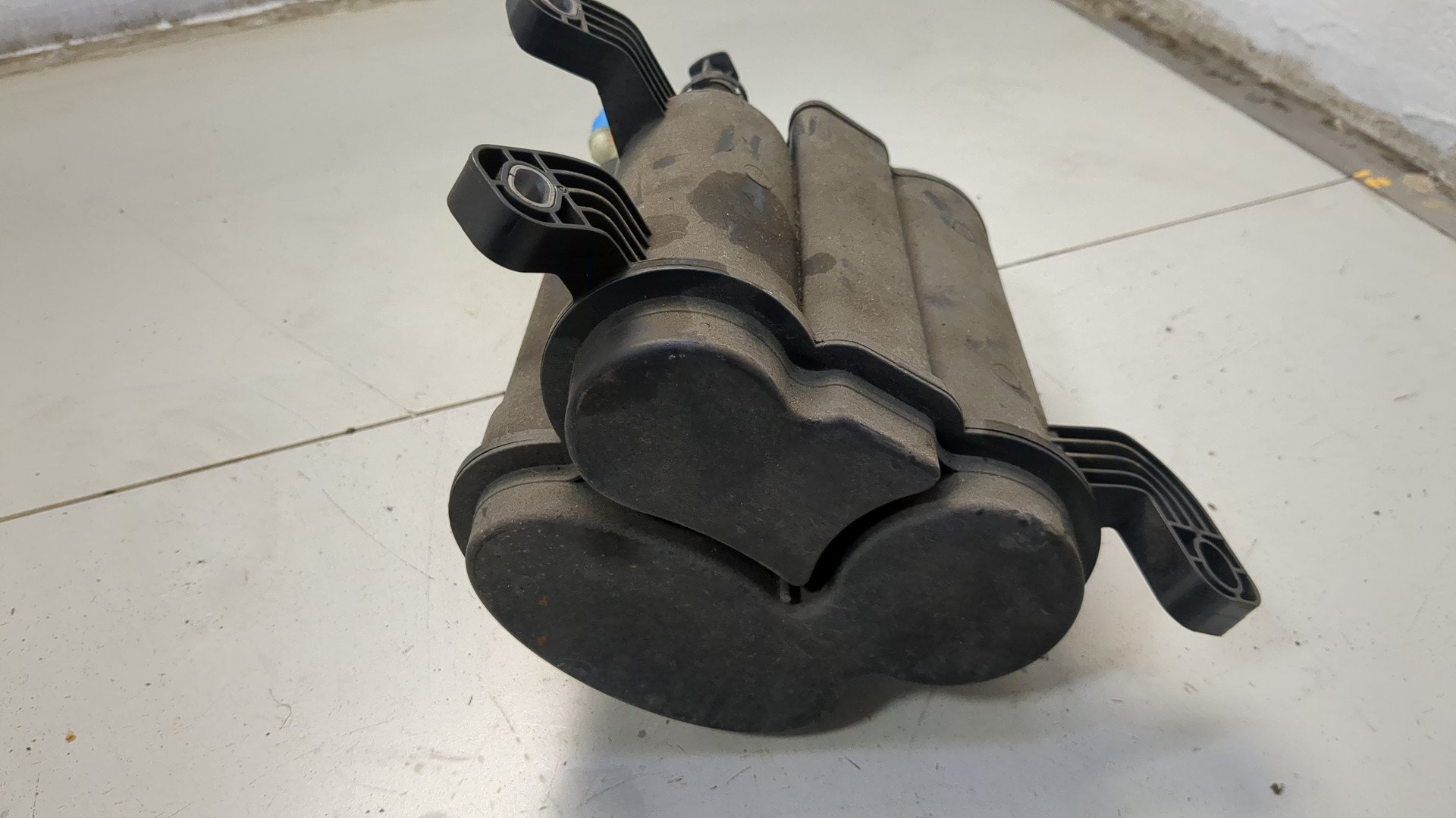 Абсорбер (фильтр угольный)