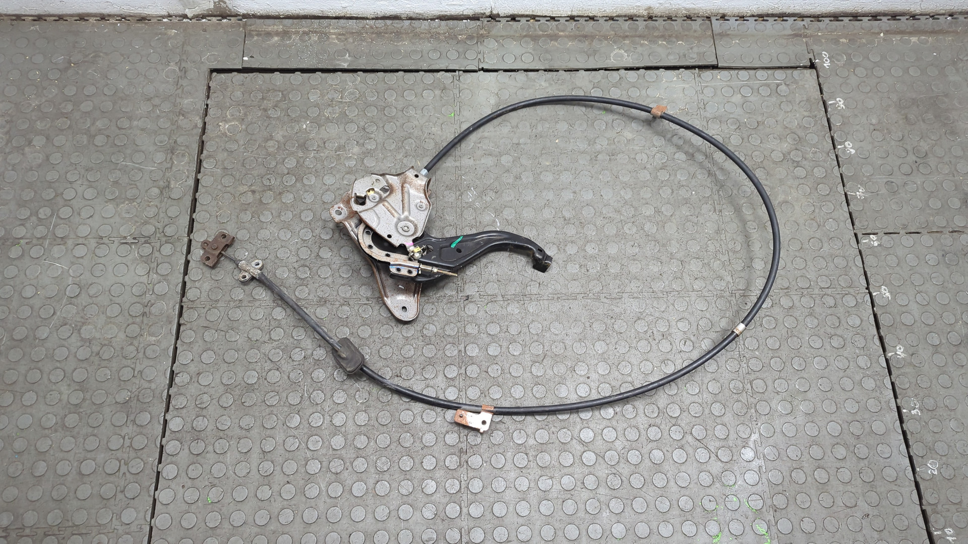 Рычаг стояночного тормоза