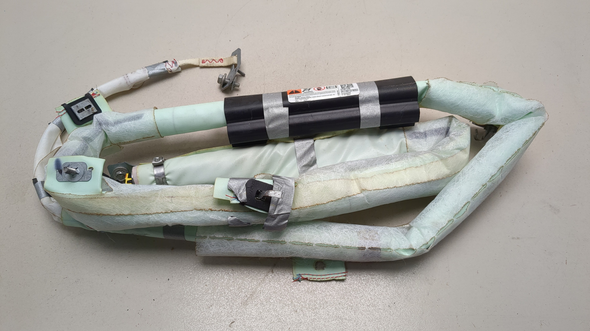 Подушка безопасности боковая (шторка)