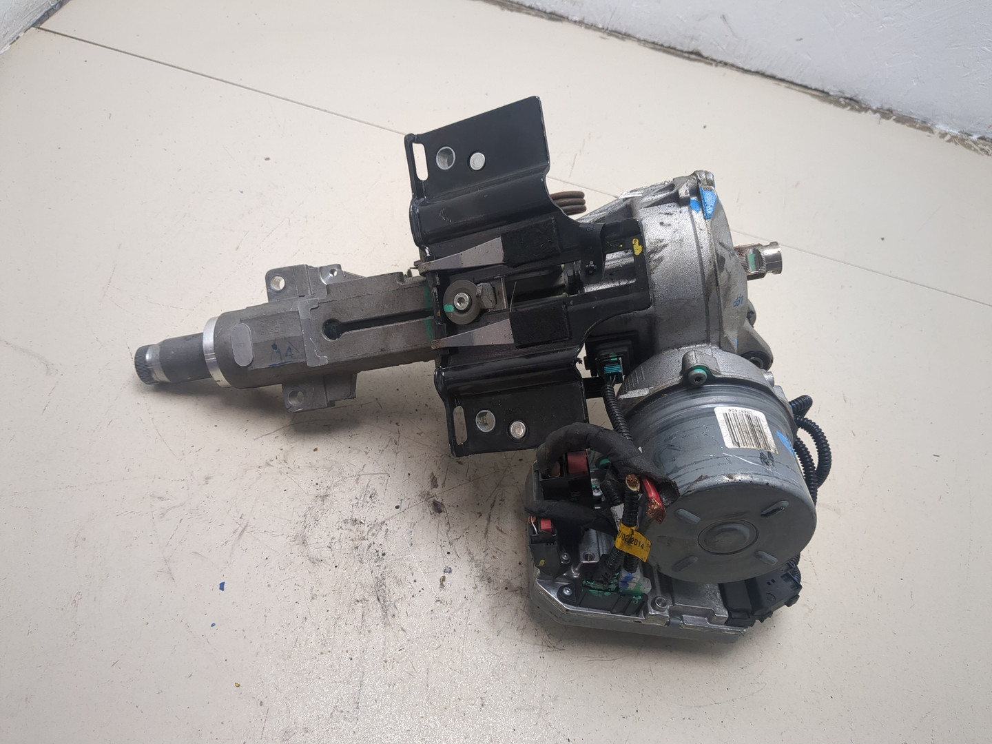 Серводвигатель рулевой рейки