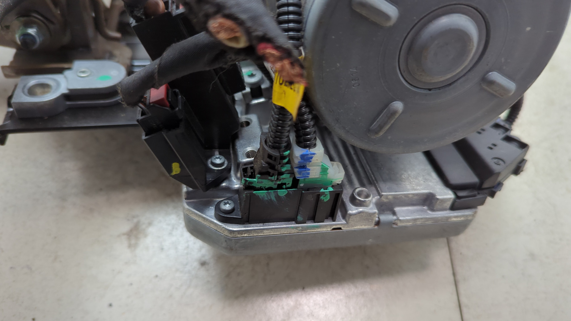 Серводвигатель рулевой рейки