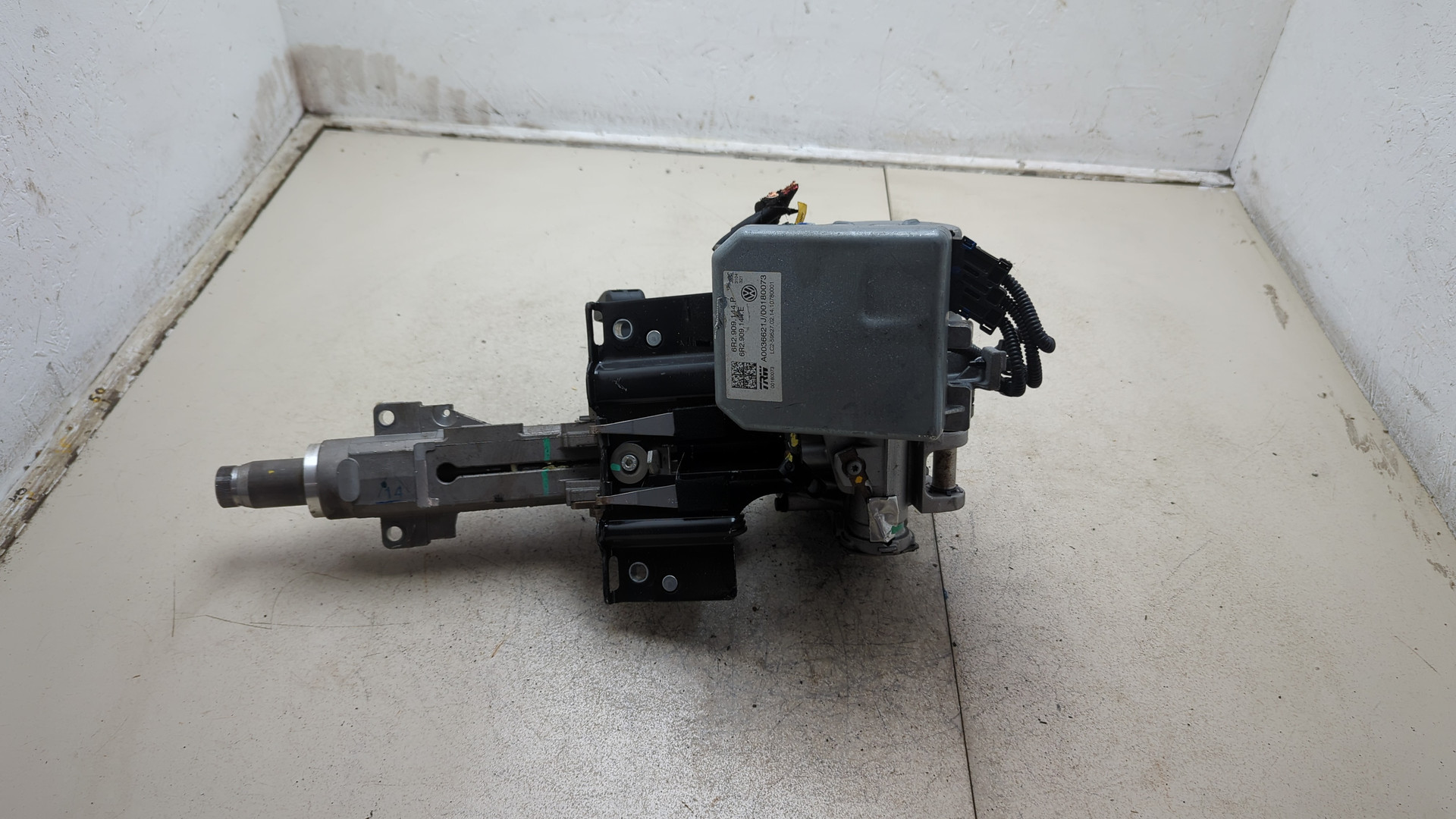 Серводвигатель рулевой рейки