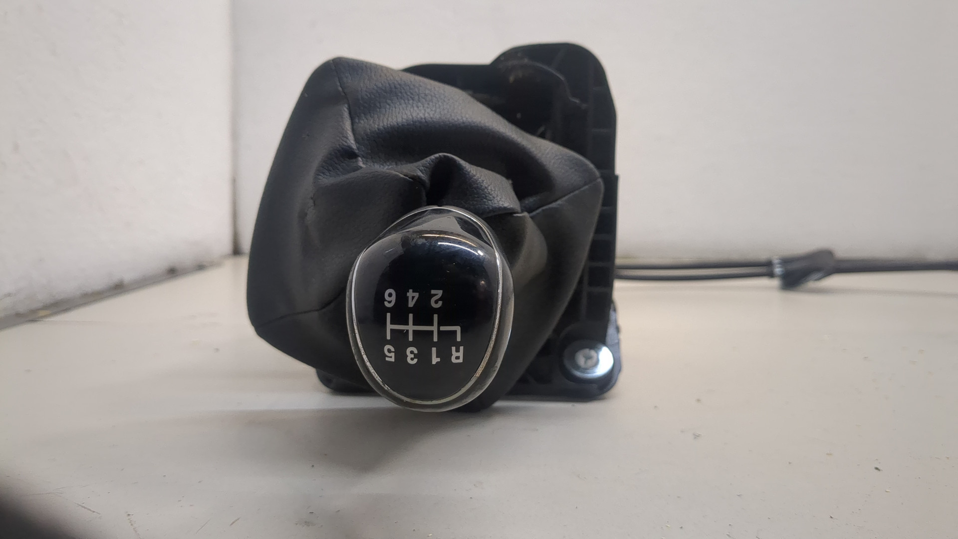 Кулиса МКПП / АКПП