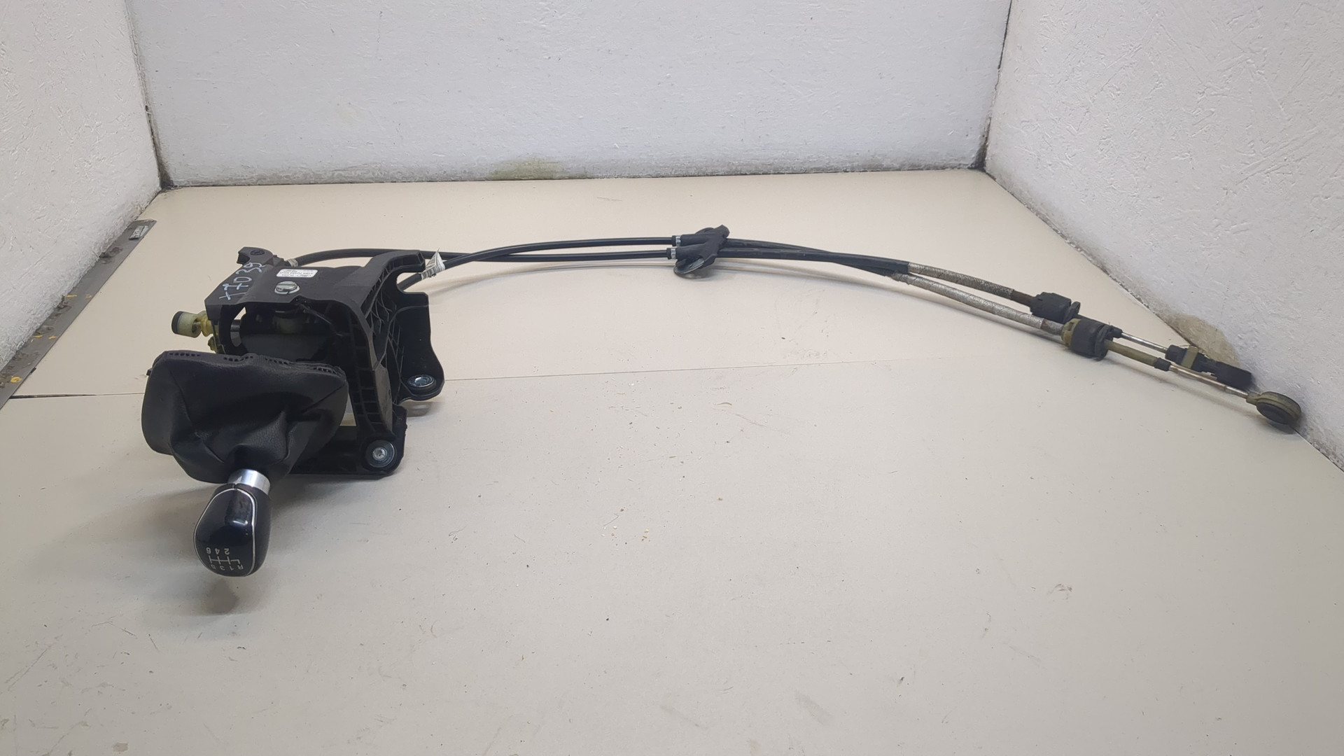 Кулиса МКПП / АКПП