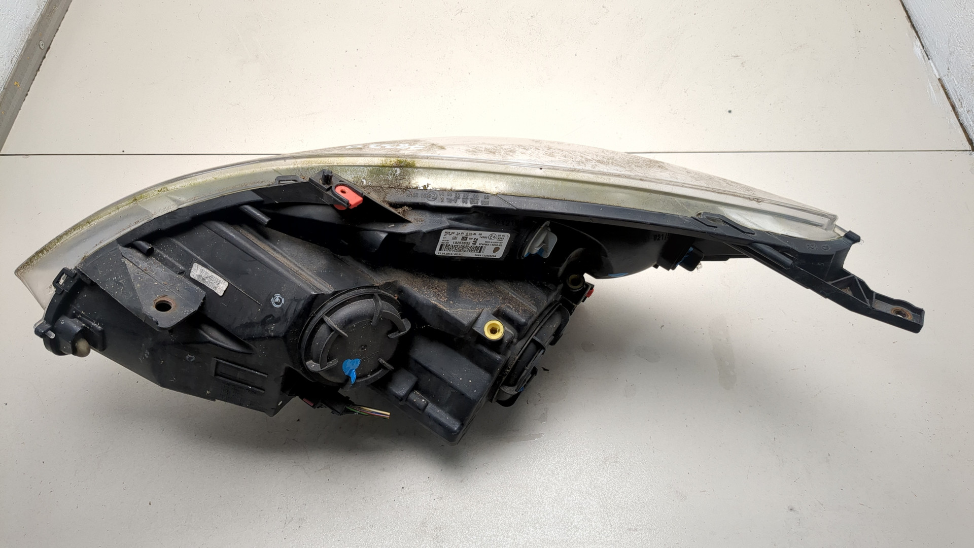 Фара правая