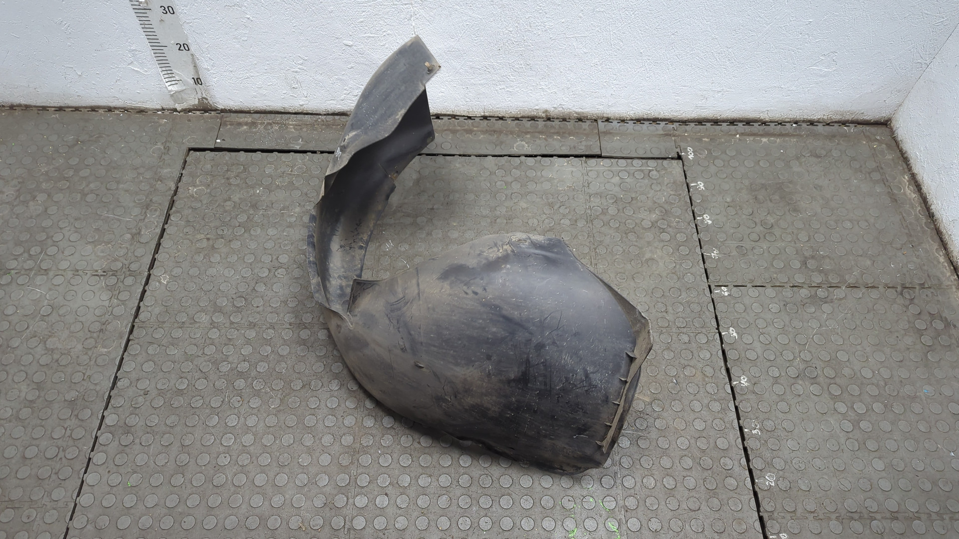 Локер передний левый