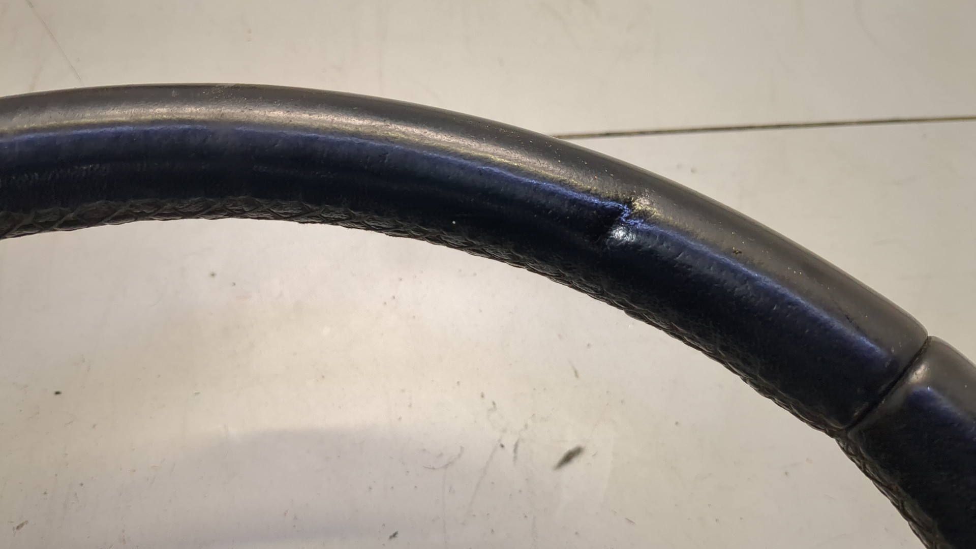 Рулевое колесо (руль)