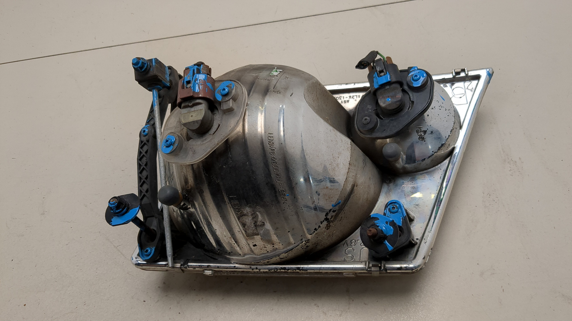 Фара правая