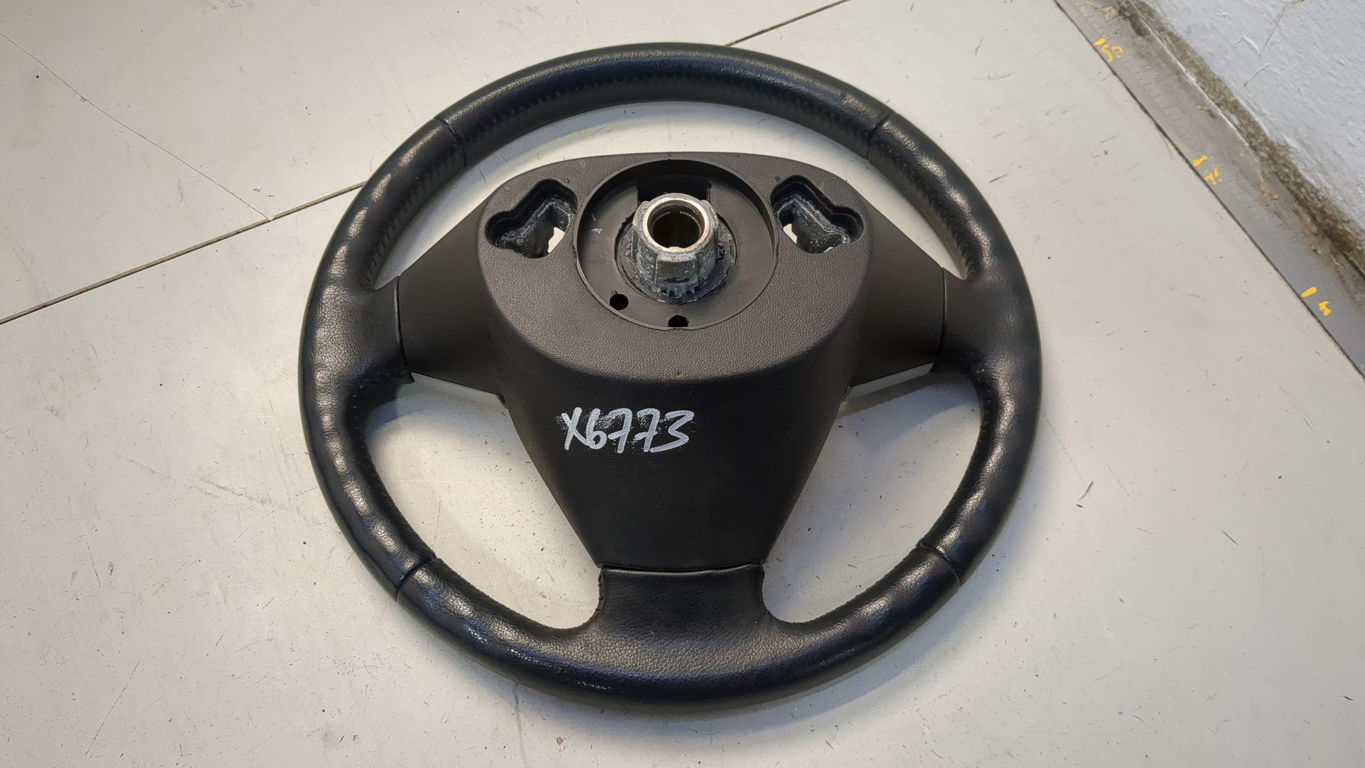 Рулевое колесо (руль)