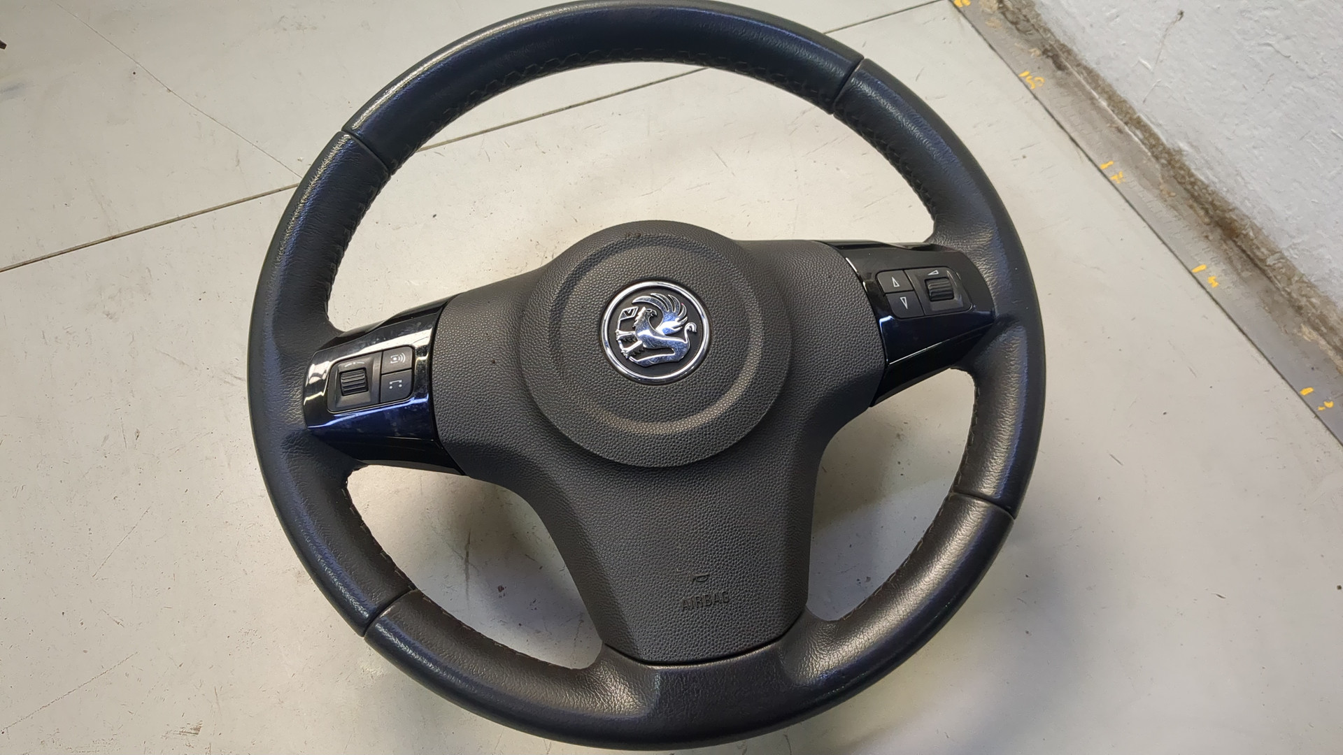 Рулевое колесо (руль)