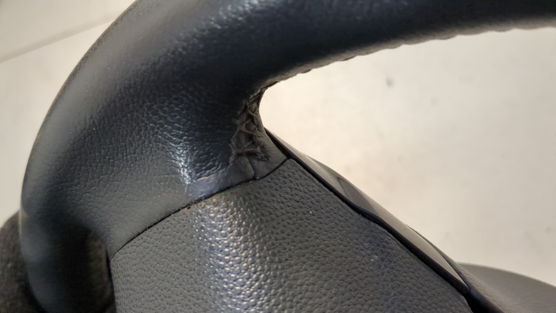 Рулевое колесо (руль)