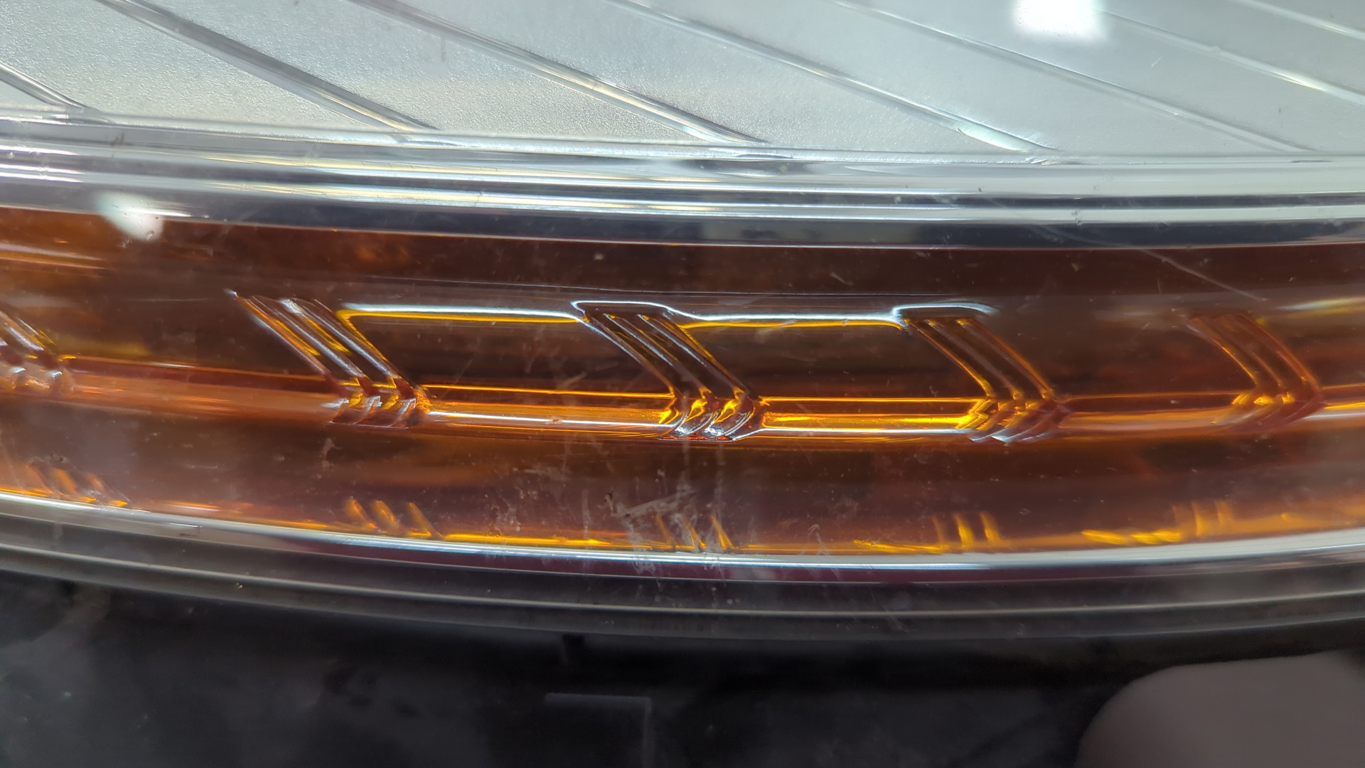 Фара правая