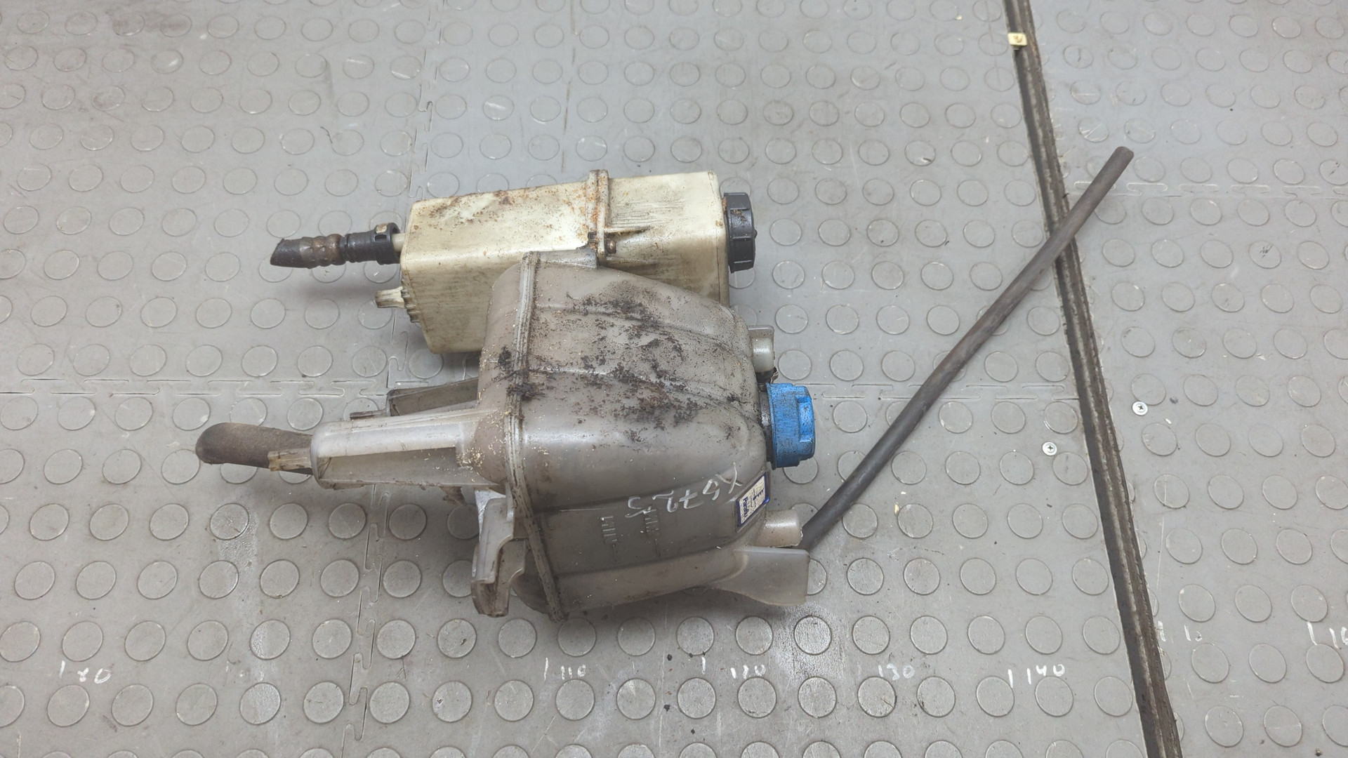 Бачок расширительный